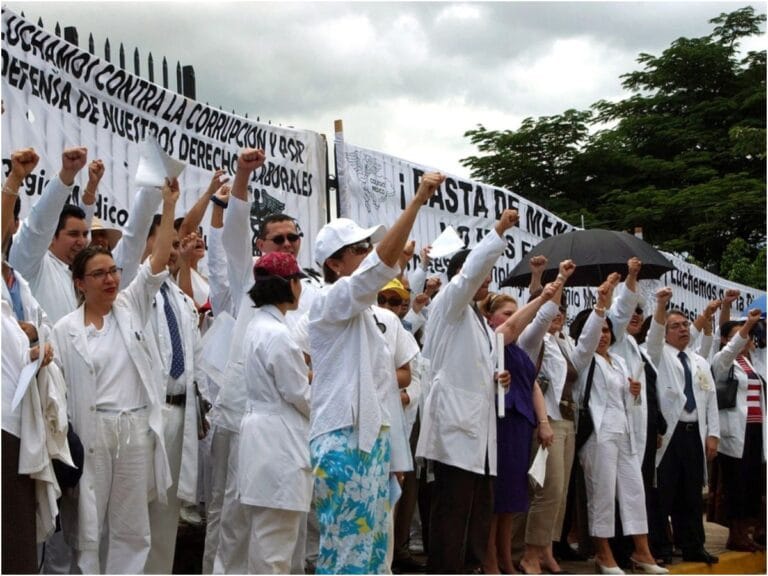 Asambleas médicas suspenden consultas en hospitales