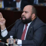 Rafael Sarmiento reta a Tomás Zambrano